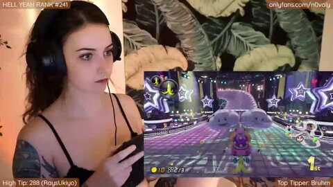 n0valy @ myfreecams on 20231119