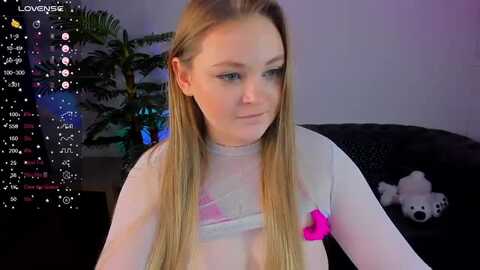 suck_doll @ myfreecams on 20231119