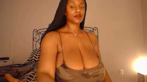 theiconicgirl @ myfreecams on 20231119