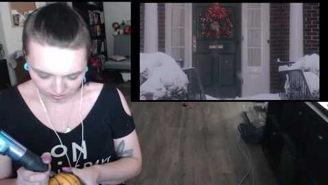 tiabeanie @ myfreecams on 20231119