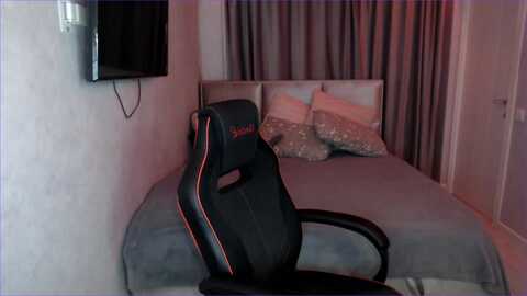 tripleprinces @ myfreecams on 20231119