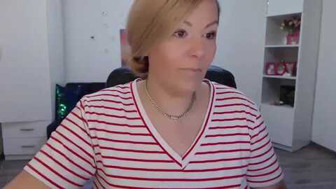 a_baby_boo @ myfreecams on 20231120
