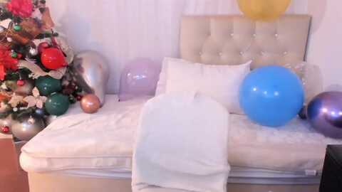 ana_ruh @ myfreecams on 20231120