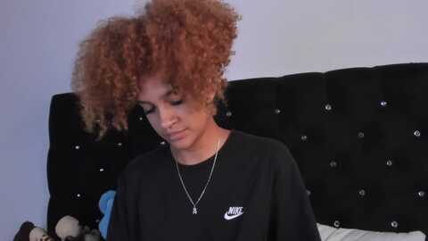 ebonygolds @ myfreecams on 20231120
