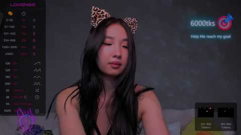 feralberry66 @ myfreecams on 20231120