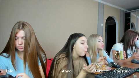 iflowersgirl @ myfreecams on 20231120