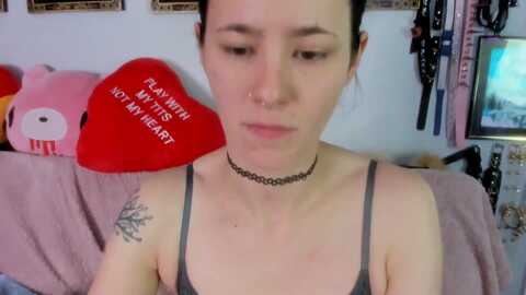 isabelle_babe @ myfreecams on 20231120