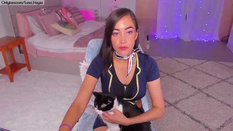 lunahayes @ myfreecams on 20231120