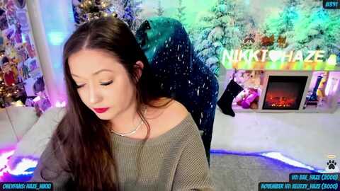 nikki_haze @ myfreecams on 20231120