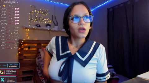 perfecttpeach @ myfreecams on 20231120