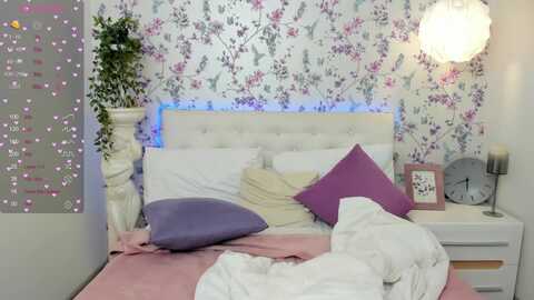 sofigrace @ myfreecams on 20231120