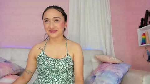 tiny_cora @ myfreecams on 20231120