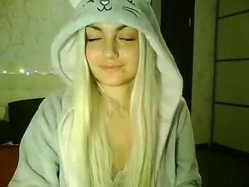 alissamay @ myfreecams on 20231121