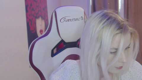 amazingey3sx @ myfreecams on 20231121