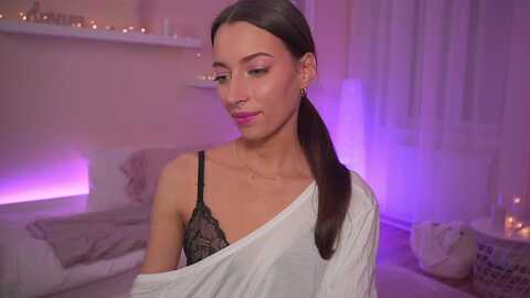 emily_grey69 @ myfreecams on 20231121