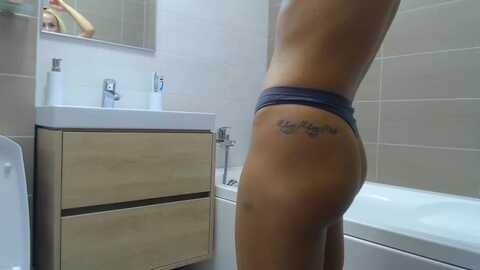 hrystina_ @ myfreecams on 20231121