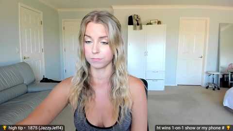 jayne420 @ myfreecams on 20231121