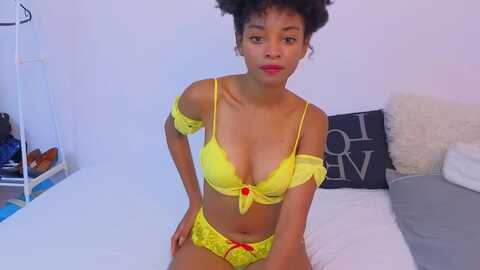 kriss_reyes @ myfreecams on 20231121