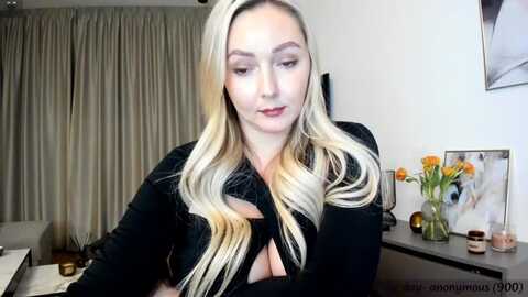 mi_ha @ myfreecams on 20231121