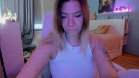 nickyblein @ myfreecams on 20231121