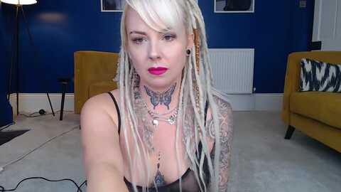 pixiedread @ myfreecams on 20231121