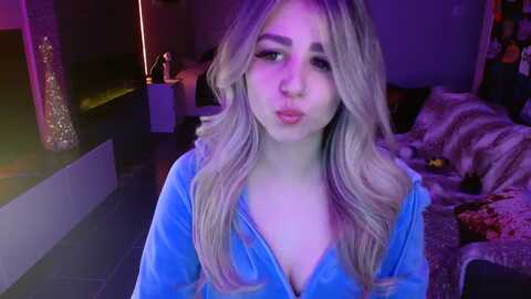 serafina @ myfreecams on 20231121