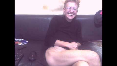 sexygeny @ myfreecams on 20231121