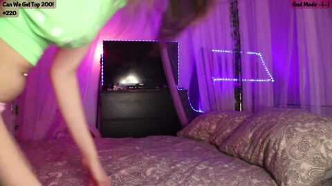 seyntt @ myfreecams on 20231121