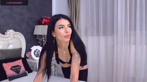 tesa000 @ myfreecams on 20231121
