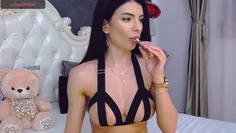 tesa000 @ myfreecams on 20231121