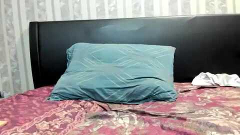 ultrachick @ myfreecams on 20231121