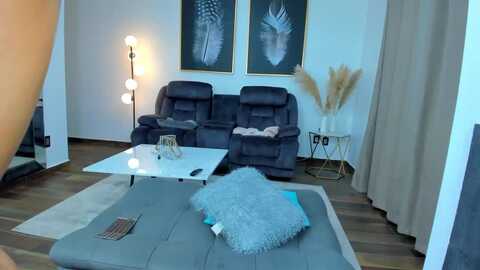 veracarusso @ myfreecams on 20231121