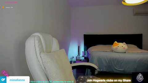 aliannaa @ myfreecams on 20231122