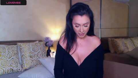 busty_cristal @ myfreecams on 20231122