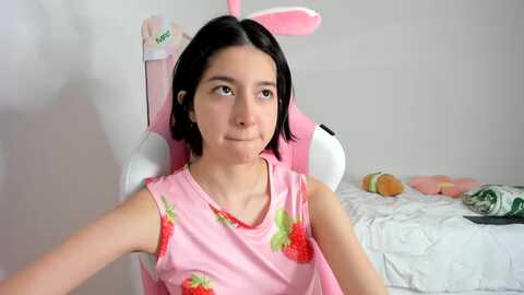 cherrycute666 @ myfreecams on 20231122