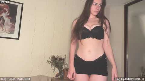 effytudor @ myfreecams on 20231122