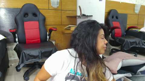 kloemss @ myfreecams on 20231122