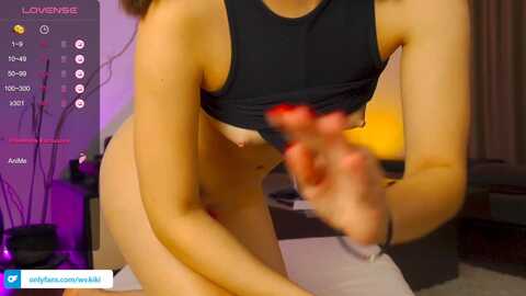 l1ttle_kiki @ myfreecams on 20231122