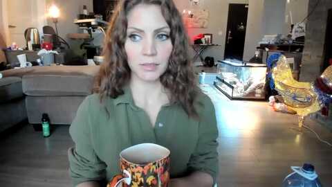 laurel @ myfreecams on 20231122