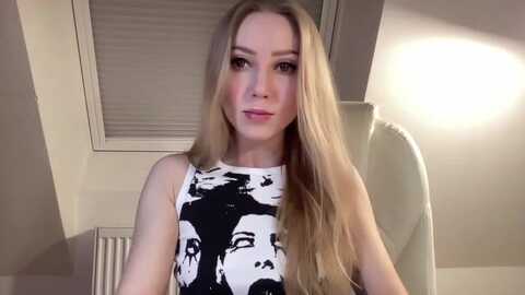 magicelfie @ myfreecams on 20231122
