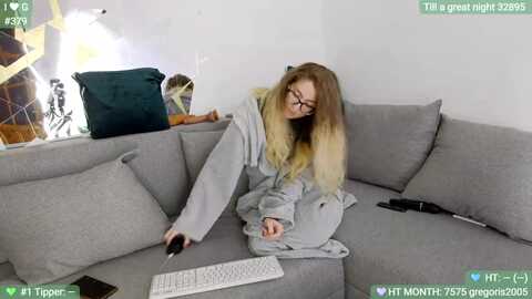 pureemanuelle @ myfreecams on 20231122