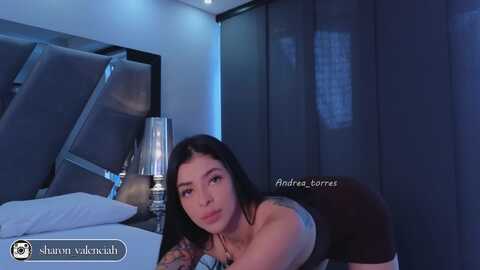 andrea_t @ myfreecams on 20231123