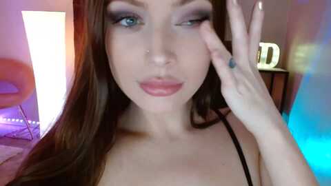 danispice @ myfreecams on 20231123
