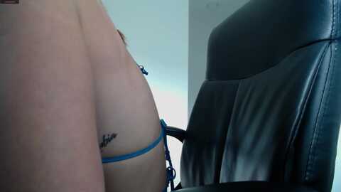 isagamboa @ myfreecams on 20231123