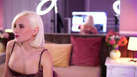 jenniferstoke @ myfreecams on 20231123