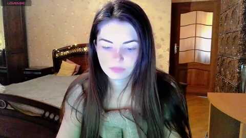 miriam_mills @ myfreecams on 20231123