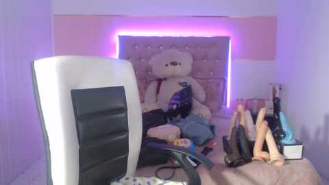 patty_squirt @ myfreecams on 20231123