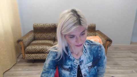 sexybeatriice @ myfreecams on 20231123