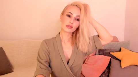 simi__ @ myfreecams on 20231123