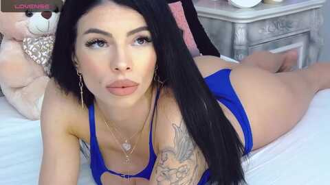 tesa000 @ myfreecams on 20231123